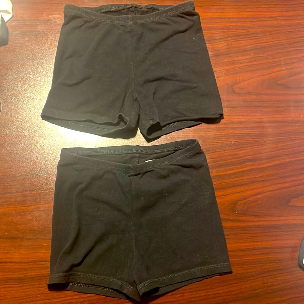Old Navy, black biker shorts,